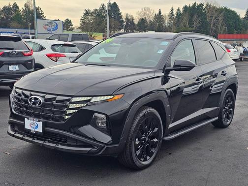 Black Pearl 2024 Hyundai TUCSON XRT