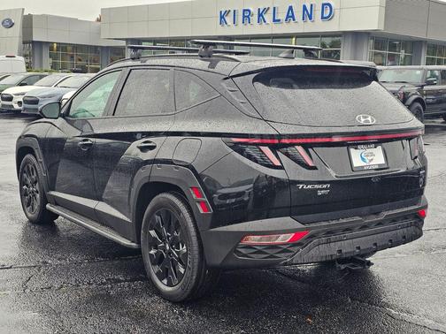 Black Pearl 2024 Hyundai TUCSON XRT