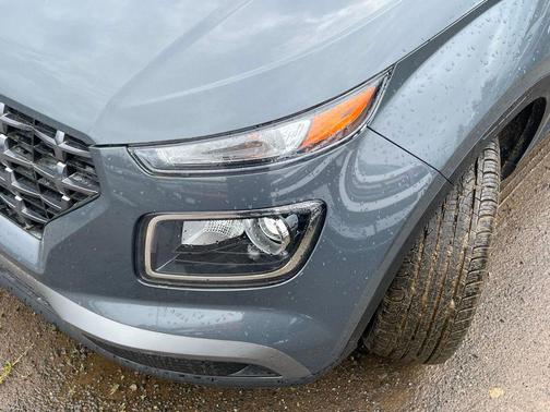 Ecotronic Gray 2026 Hyundai VENUE SEL
