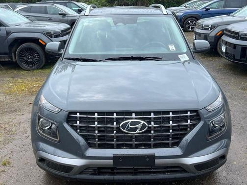 Ecotronic Gray 2026 Hyundai VENUE SEL