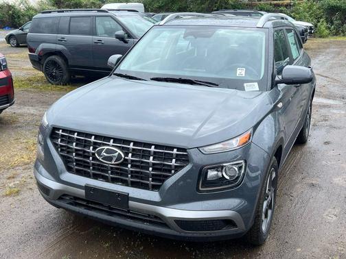 Ecotronic Gray 2026 Hyundai VENUE SEL