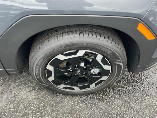 Ecotronic Gray 2026 Hyundai SANTA FE SE