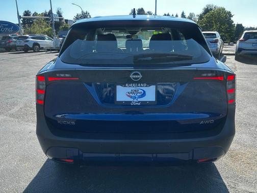 Deep Blue Pearl 2025 Nissan Kicks S