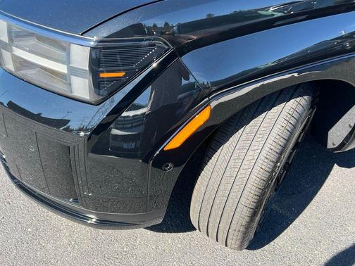 Phantom Black 2026 Hyundai SANTA FE Calligraphy