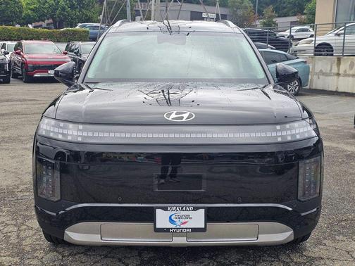 Abyss Black 2026 Hyundai IONIQ 9 SE