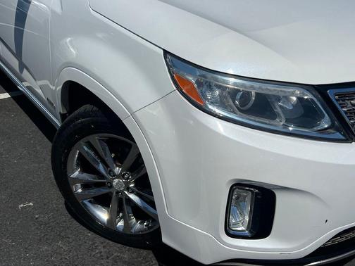 Snow White Pearl 2014 Kia Sorento SX