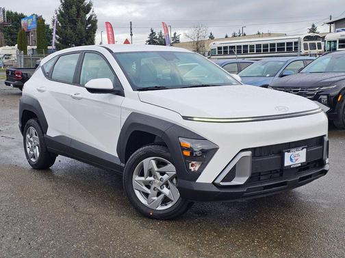 Atlas White 2026 Hyundai KONA SE