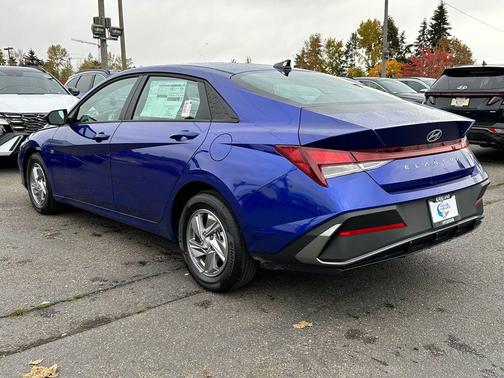 Intense Blue 2025 Hyundai ELANTRA SE