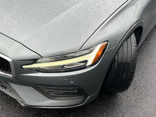 2019 Volvo S60 T6 Momentum