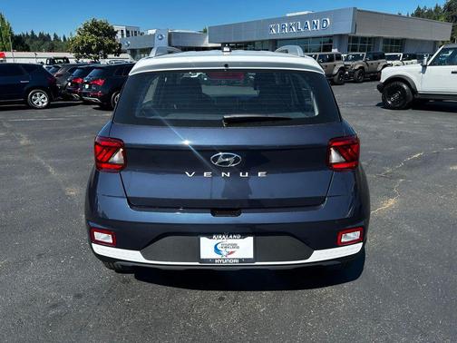Denim w/White Roof 2026 Hyundai VENUE SEL w/Two-Tone Roof
