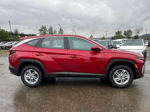 Ultimate Red 2026 Hyundai TUCSON SE