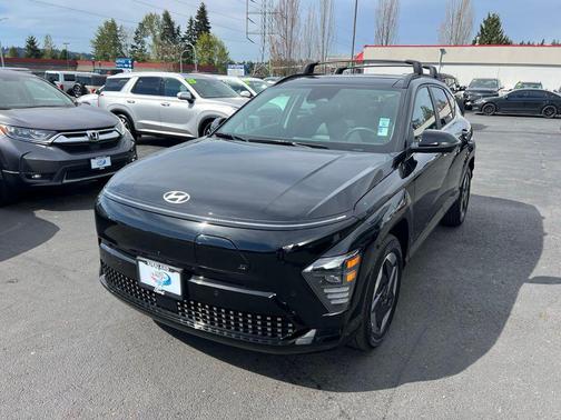 Abyss Black Pearl 2025 Hyundai KONA EV Limited