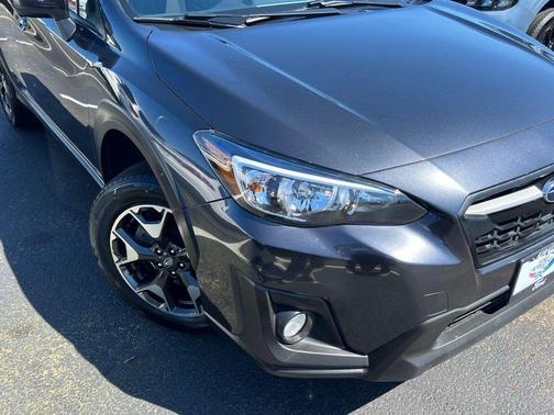 Dark Gray Metallic 2019 Subaru Crosstrek 2.0i Premium