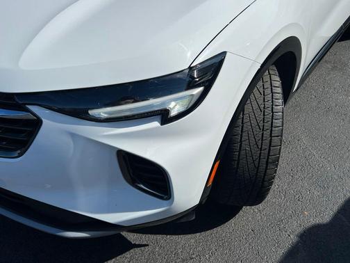 Summit White 2022 Buick Envision AWD Essence