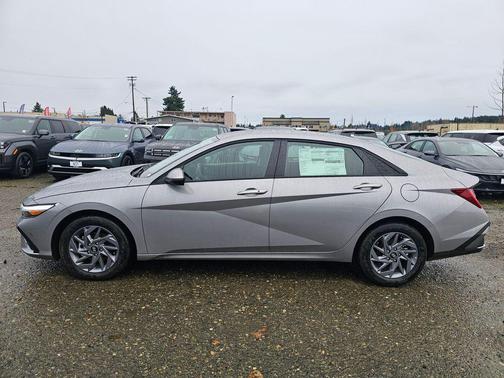 Fluid Metal 2026 Hyundai ELANTRA HEV Blue