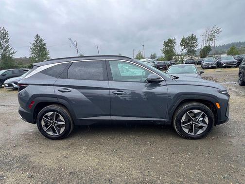 Ecotronic Gray 2026 Hyundai TUCSON SEL Premium