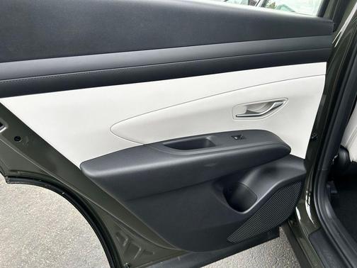 Rockwood Green 2026 Hyundai TUCSON SE