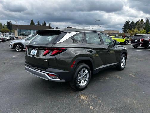 Rockwood Green 2026 Hyundai TUCSON SE