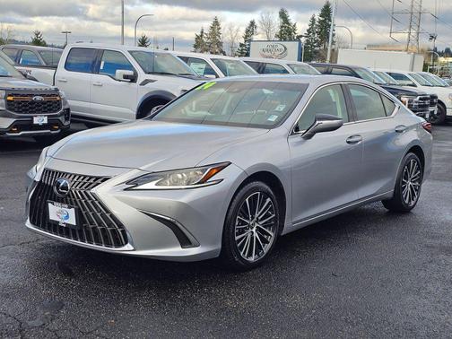 2024 Lexus ES 250 Base