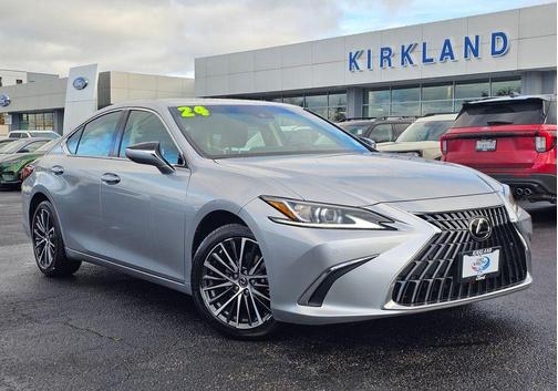 2024 Lexus ES 300h Luxury
