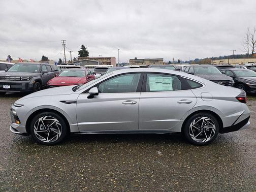 2026 Hyundai SONATA SEL