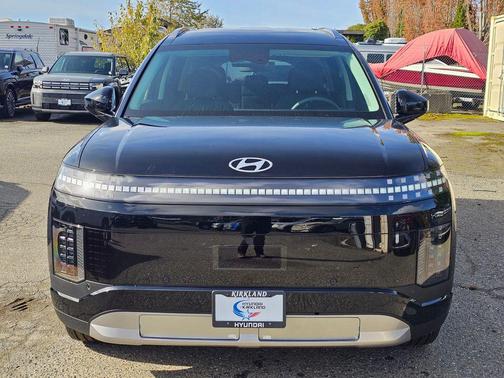 Abyss Black 2026 Hyundai IONIQ 9 SE