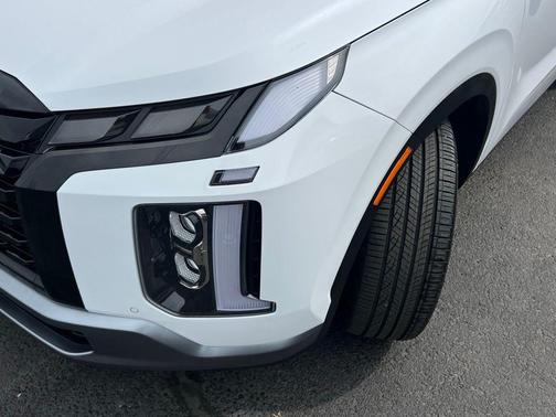 Hyper White 2025 Hyundai PALISADE Limited