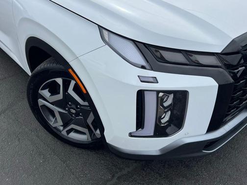 Hyper White 2025 Hyundai PALISADE Limited