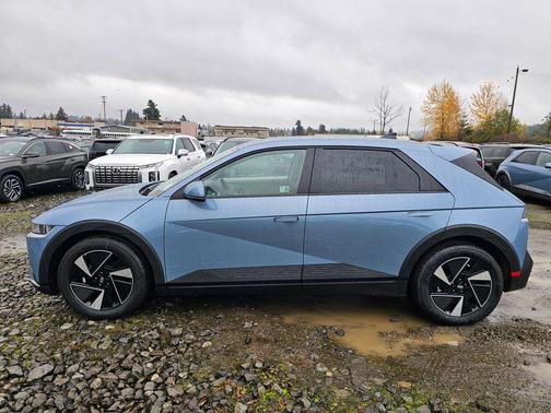 Lucid Blue 2026 Hyundai IONIQ 5 SEL