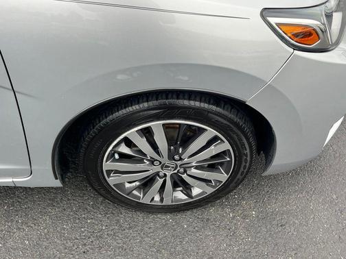 Alabaster Silver Metallic 2015 Honda Fit EX