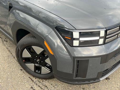 Ecotronic Gray 2026 Hyundai SANTA FE SE