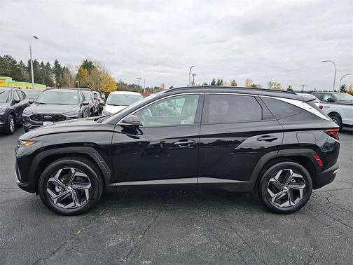 Black Pearl 2024 Hyundai TUCSON Hybrid Limited