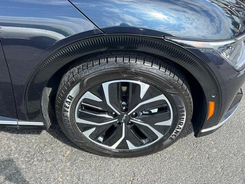 Gravity Blue 2022 Kia EV6 Wind