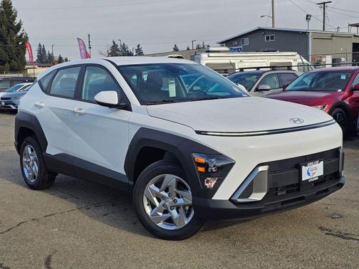 Atlas White 2026 Hyundai KONA SE
