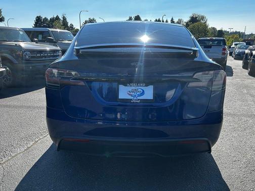 Deep Blue Metallic 2023 Tesla Model X Standard Range