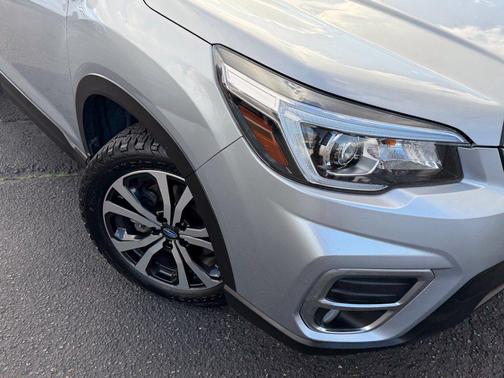 Ice Silver Metallic 2019 Subaru Forester Limited