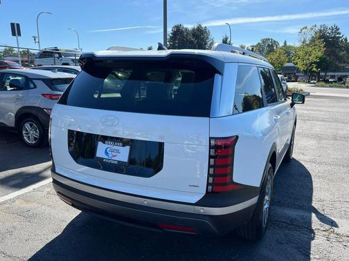 Creamy White Pearl 2026 Hyundai PALISADE SEL Premium 8P