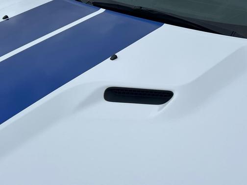 2011 Dodge Challenger SRT8