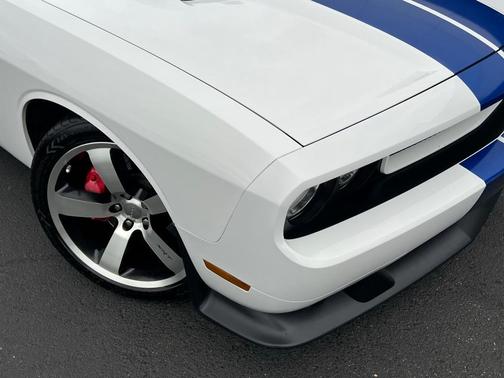 2011 Dodge Challenger SRT8