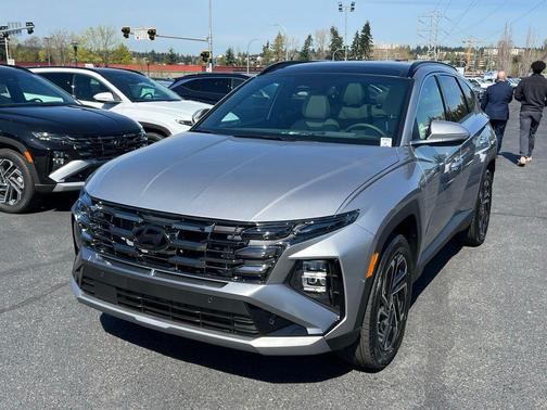 Shimmering Silver 2026 Hyundai TUCSON Plug-In Hybrid Limited