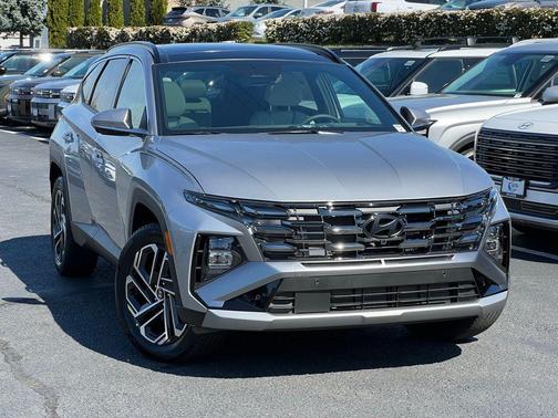 Shimmering Silver 2026 Hyundai TUCSON Plug-In Hybrid Limited