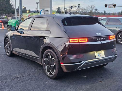 Abyss Black 2023 Hyundai IONIQ 5 SE