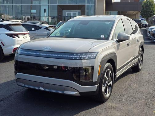 Cyber Gray 2026 Hyundai IONIQ 9 SE