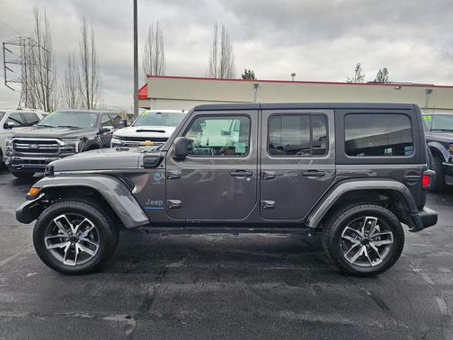 2024 Jeep Wrangler 4xe Sport