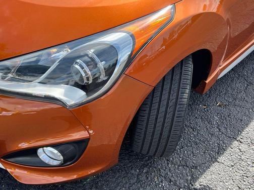 Vitamin C Pearl 2015 Hyundai Veloster Turbo