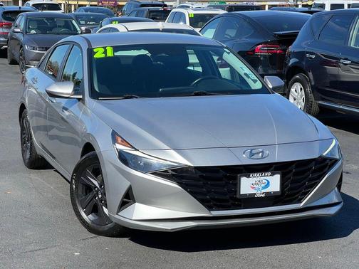 2021 Hyundai ELANTRA SEL