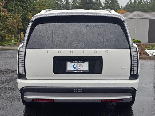 Snow White Pearl 2026 Hyundai IONIQ 9 SE