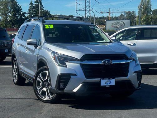Ice Silver Metallic 2023 Subaru Ascent Limited 8-Passenger