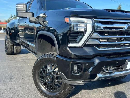 2025 Chevrolet Silverado 3500 High Country