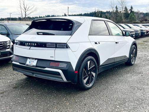 2026 Hyundai IONIQ 5 SEL